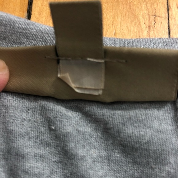 🔥🔥🔥SOLD🔥🔥🔥Authentic Burberry T-shirt - Picture 5 of 9